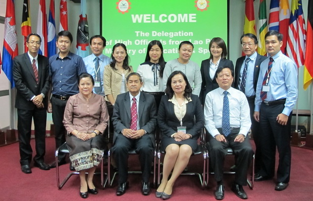 Welcoming the Delegation of High Officials from the Lao PDR Ministry of Education and Sports