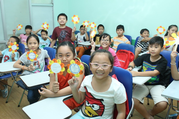 ACTIVITIES CELEBRATING VIETNAMESE TEACHERS’ DAY AT SEAMEO RETRAC